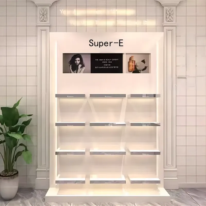 Makeup Showcase Retail Shop In - огляд і ціна Interior Design Nail Salon
