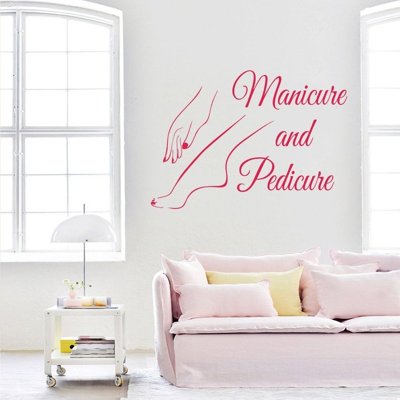 Beauty Salon Manicure Pedicure - огляд і ціна Interior Design Nail Salon