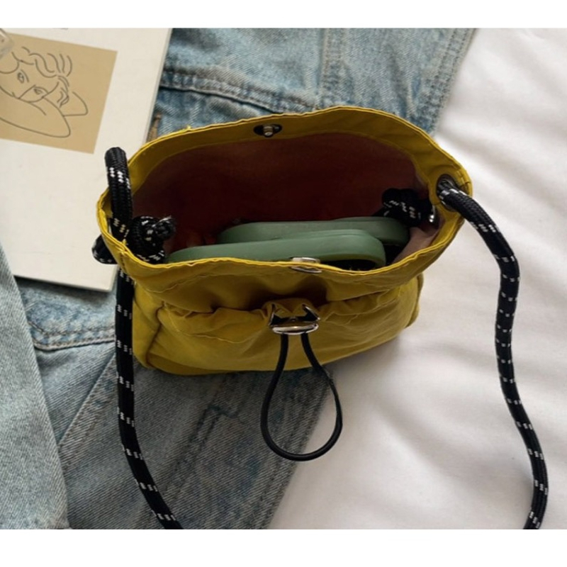 Niche Design Women's Bag Ins M - огляд і ціна Interior Design Minimalist